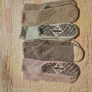 4 Pairs Bulinlulu Diabetic Socks. Dark gray, light gray, lavender, and turquoise